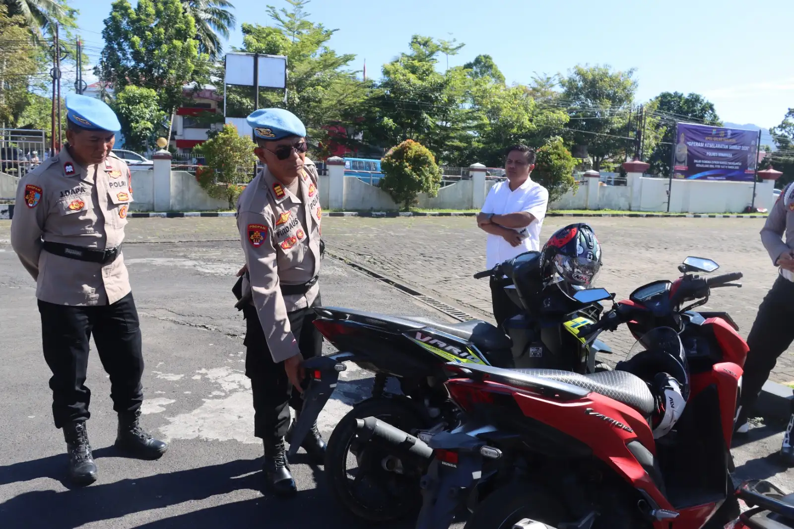 Polres Minahasa Tertibkan Internal, Propam Cek KTA hingga Dokumen Kendaraan Personel